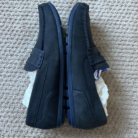 RESERVED BLUE MENS BOAT SHOES - Picture 4 of 6